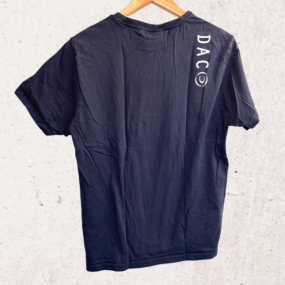 Red and Blue Short Sleeve Tee with Graphic Design - Picture 2 of 4